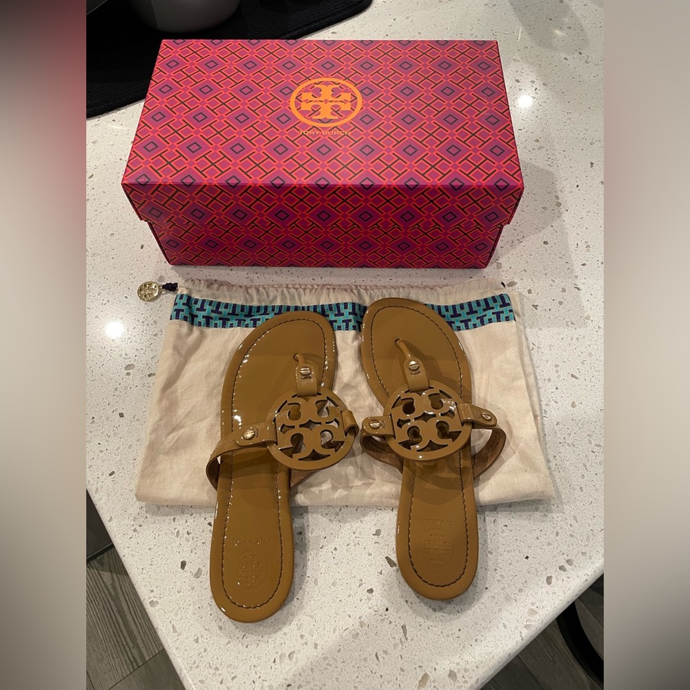Size 6.5 Tory Burch Patent Millers in Sand